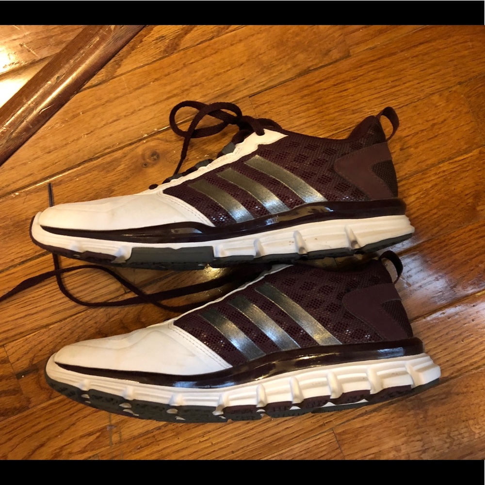 Adidas tennis shoes